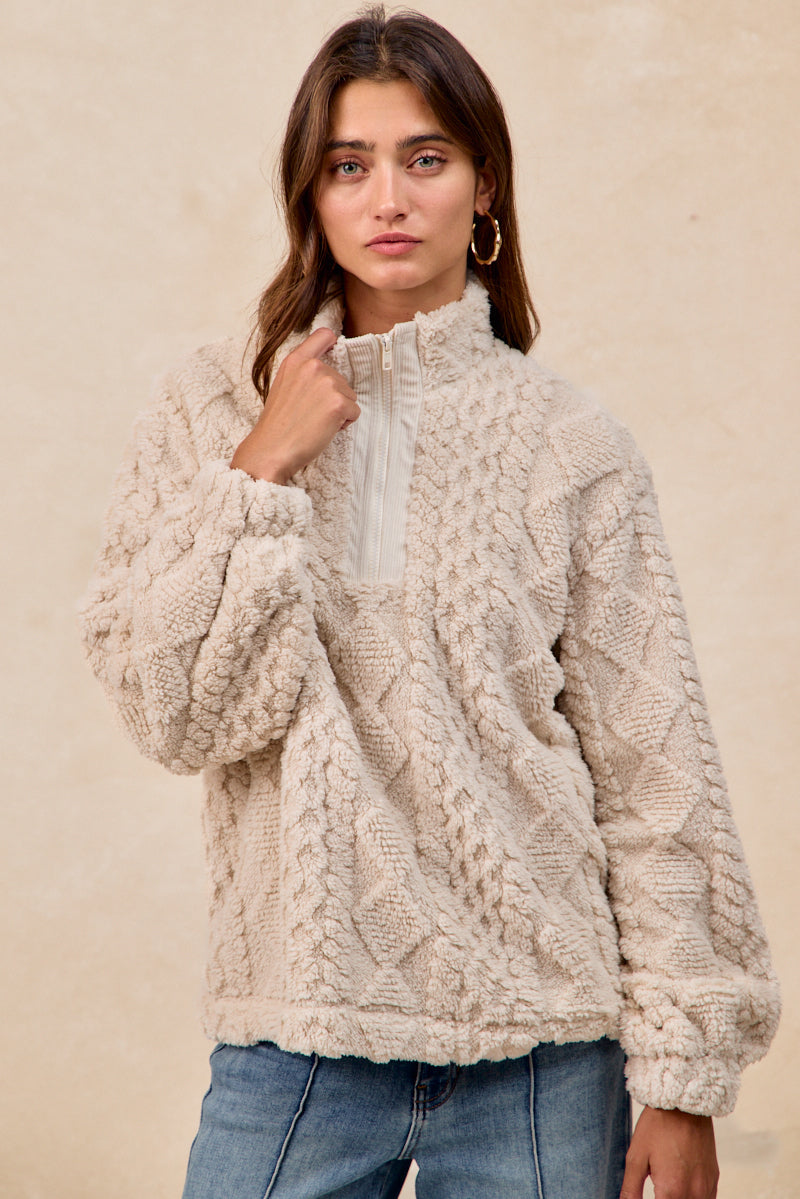 IT4700S-01_EGGSHELL_4510038